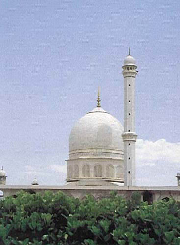 Hazrathbal Mosque